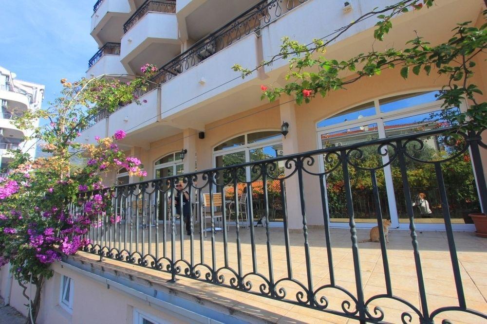 Hotel Magnolija Bečići Exterior foto